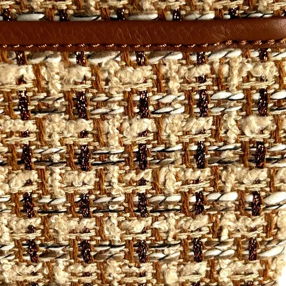 🍒NWT Talbots Metallic Boucle Double Gusset Wristlet - Picture 3 of 12